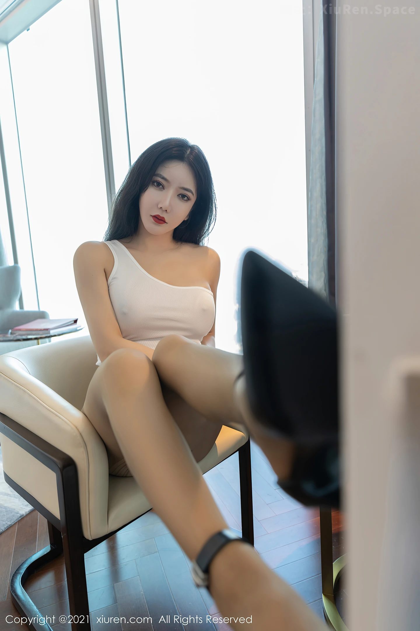 图片[2]-[XiuRen秀人网]VOL.3074 女神心妍小公主私房脱超薄黑丝裤袜露豹纹内裤秀翘臀诱惑写真47P-秀人网官方网站